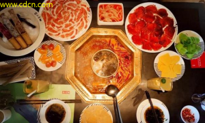 成都美食热榜：探索最新热门火锅与川菜，满足您的味蕾盛宴！